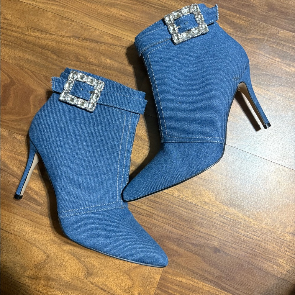 Rouge Helium Blue Denim Ankle Boots with Buckle size 10 4 inch heel